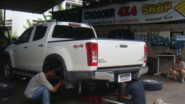 ช่วงล่างรถกระบะ Vigo by Shock ProFenDer