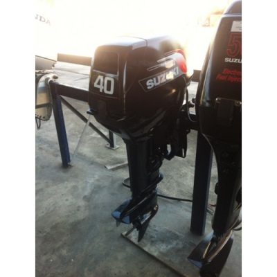 ขายเครื่องยนต์เรือมือสองญี่ปุ่น Suzuki DT40 2จังหวะ มีทริม/ทิ้ว
