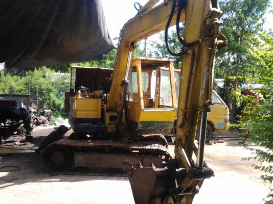 ขายรถแมคโครมิตรซูPC60 สภาพพร้อมใช้งาน เอวแน่น เครื่องนิ่งเหมือนใหม่ แห้งๆ มีลายหัวเจาะ แทคหนา ประวัติรถซื้อมาจากเชียงกง เอามาเก็บรายละเอียดทำสีรองาน แต่ผู้จ้างงานยกเลิก เลยจอดทิ้ง 2 ปี ซื้อมา 450000 ตัดใจขาย 250000 บาทครับ