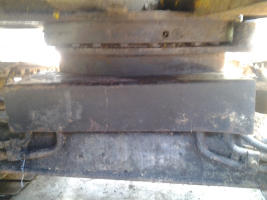 ขายรถแมคโครมิตรซูPC60 สภาพพร้อมใช้งาน เอวแน่น เครื่องนิ่งเหมือนใหม่ แห้งๆ มีลายหัวเจาะ แทคหนา ประวัติรถซื้อมาจากเชียงกง เอามาเก็บรายละเอียดทำสีรองาน แต่ผู้จ้างงานยกเลิก เลยจอดทิ้ง 2 ปี ซื้อมา 450000 ตัดใจขาย 250000 บาทครับ