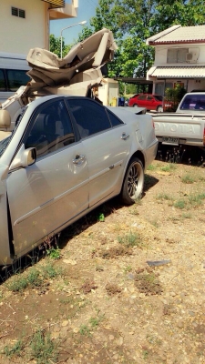 ซากโตโยต้าคัมรี่เครื่อง 2.4 โฉมผู้นำ  ปี 05 เล่มโอนลอยได้เลย หรือเเยกขายอะไหลทุกอย่าง