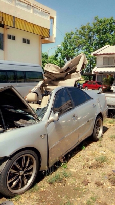 ซากโตโยต้าคัมรี่เครื่อง 2.4 โฉมผู้นำ  ปี 05 เล่มโอนลอยได้เลย หรือเเยกขายอะไหลทุกอย่าง