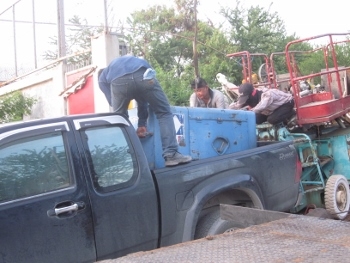 แจ้งลูกค้า สมุทรปราการ : ทางเราส่งสิ้นค้าขึ้นรถให้เรีบยร้อยแล้วนะครับ