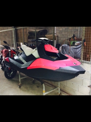 ขาย Jet Ski Sea Doo Spark 2014 ขาย Jet Ski Sea Doo Spark 2014
