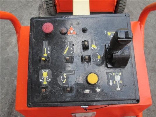 ขายรถกระเช้ามือสอง JLG (รุ่น N40E) มีประกัน สนใจสอบถามรายละเอียด คุณอนุวัตน์ 084-874-2940 ขายรถกระเช้ามือสอง JLG (รุ่น N40E) มีประกัน สนใจสอบถามรายละเอียด คุณอนุวัตน์ 084-874-2940