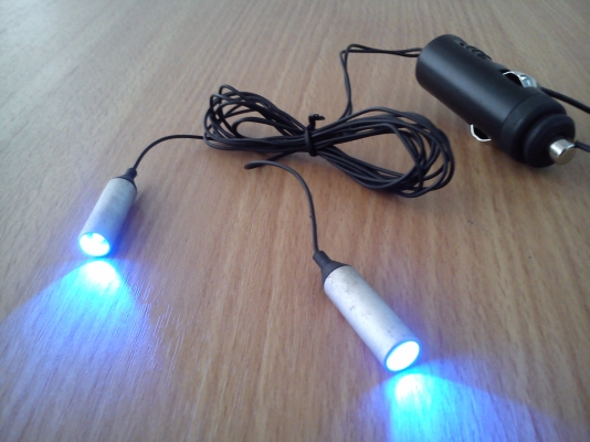 ไฟแต่งLEDแสงสีฟ้า จากญี่ปุ่น ต่อไฟกับที่จุดบุหรี่มีสวิตช์เปิด-ปิด ไฟแต่งLEDแสงสีฟ้า จากญี่ปุ่น ต่อไฟกับที่จุดบุหรี่มีสวิตช์เปิด-ปิด