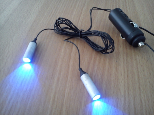 ไฟแต่งLEDแสงสีฟ้า จากญี่ปุ่น ต่อไฟกับที่จุดบุหรี่มีสวิตช์เปิด-ปิด ไฟแต่งLEDแสงสีฟ้า จากญี่ปุ่น ต่อไฟกับที่จุดบุหรี่มีสวิตช์เปิด-ปิด