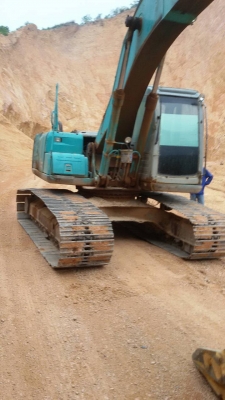 SK200 YN07 ไฟฟ้าครบ บูมอามสวย.. เครื่ิองดี ปั้มดี..สีเดิม ช่วงล่างดี เอวดี เอกสารชุดอินวอยล์...