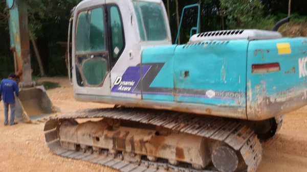 SK200 YN07 ไฟฟ้าครบ บูมอามสวย.. เครื่ิองดี ปั้มดี..สีเดิม ช่วงล่างดี เอวดี เอกสารชุดอินวอยล์...