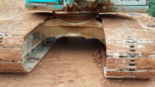 SK200 YN07 ไฟฟ้าครบ บูมอามสวย.. เครื่ิองดี ปั้มดี..สีเดิม ช่วงล่างดี เอวดี เอกสารชุดอินวอยล์...