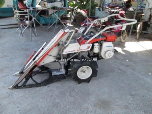 รถเกี่ยวข้าวเดินตาม !!! MITSUBISHI   MB360  รหัสสินค้า : 14001770  หรือเพิ่มเติมไดที่ www.nihonmono.com