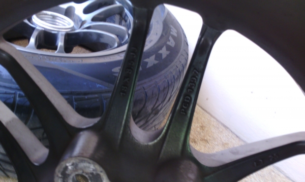 ขายล้อแม็กพร้อมยาง rp2 18"