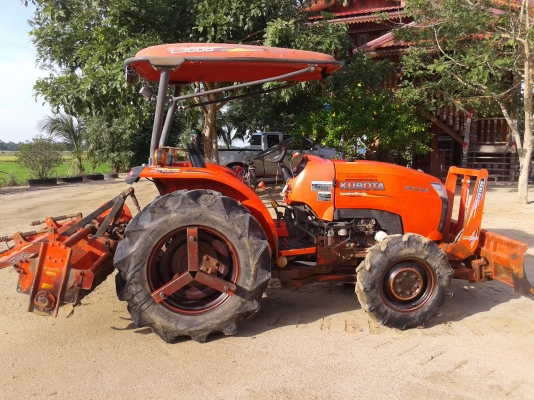 ขายรถไถคูโบต้า3608 สภาพสวยๆพร้อมใช้งาน พร้อมอุปกรณ์ครบคับ