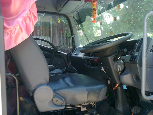 หกล้อ 210 แรง ปี 57 ดั้ม 6 ตัน โทร. 087-2543052 ประทีป หกล้อ 210 แรง ปี 57 ดั้ม 6 ตัน โทร. 087-2543052 ประทีป