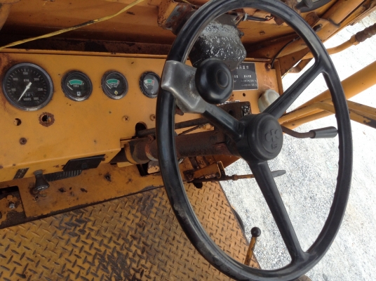 ขายรถตักKOMATSU SD23-1 เก่าเก็บจากนอก