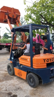 รถฟอร์คลิฟท์แบบตักได้ TOYOTA FG15-7 รถเก่าญี่ปุ่นแท้ ลดราคาพิเศษเหลือเพียง 210,000 บ.