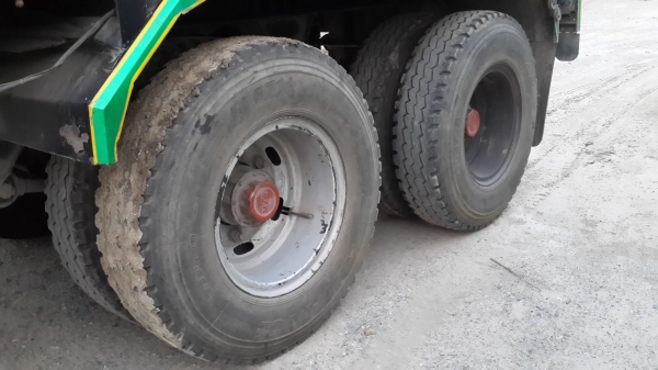 ขายหางพ่วงใหม่3เพลาไม่ดั้มคอกเกษตรยาว7เมตรเพลาMAXยางดีต่อพงษ์ไพบูลย์