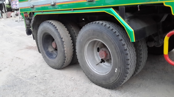 ขายหางพ่วงใหม่3เพลาไม่ดั้มคอกเกษตรยาว7เมตรเพลาMAXยางดีต่อพงษ์ไพบูลย์