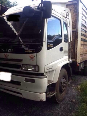 ขาย10ล้อ ISUZU 230 แรงม้า ปี48 สวยๆเดิมๆ สนใจโทร 0819701072 ขาย10ล้อ ISUZU 230 แรงม้า ปี48 สวยๆเดิมๆ สนใจโทร 0819701072
