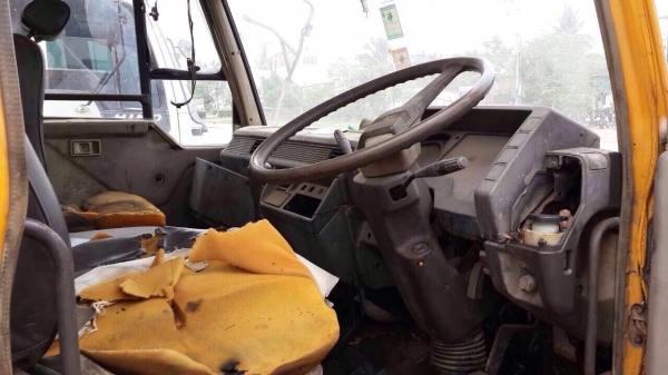 ขายรถบรรทุกหกล้อ MITSUBISHI FK455F เครื่อง 6D14 - 160 แรง ทะเบียน ม.79 รถขับกลับได้ค่ะ