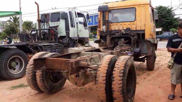 ขายรถบรรทุกหกล้อ MITSUBISHI FK455F เครื่อง 6D14 - 160 แรง ทะเบียน ม.79 รถขับกลับได้ค่ะ