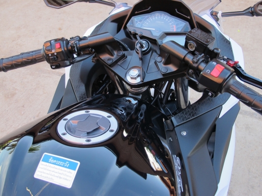 ninja 300  ปี 2013 สภาพดี สีเดิมทั้งคัน