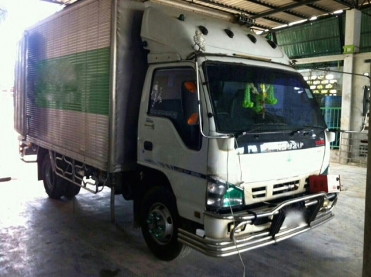 รถอีซูซุ 6 ล้อ ตู้เย็น  175 แรงม้า. ปี 49  สนใจติดต่อ  081 - 6079515