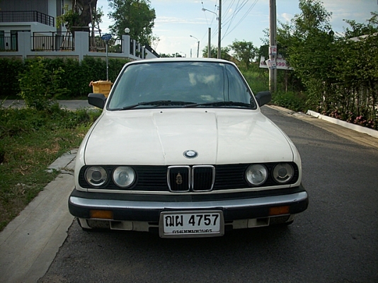 ขายBMW E30 318i สภาพเดิมๆราคาเบาๆ