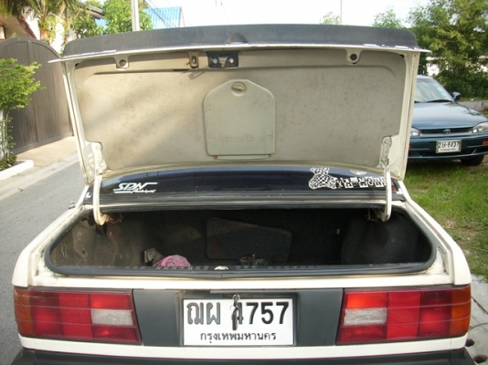 ขายBMW E30 318i สภาพเดิมๆราคาเบาๆ