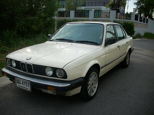 ขายBMW E30 318i สภาพเดิมๆราคาเบาๆ