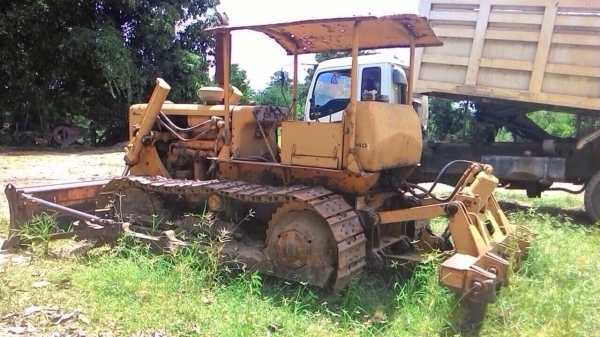 ขายรถแทรคเตอร์ CAT D4D เดิมๆ ตามรุ่น รถพร้อมใช้งาน เอกสารสัญญาซื้อขาย