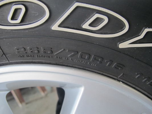 ขายแม็กพร้อมยาง สภาพสวย ต่อรองได้