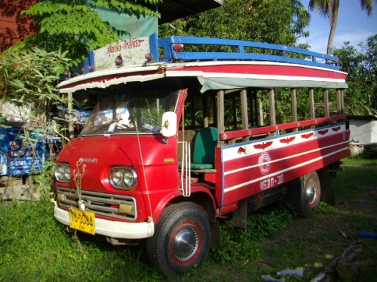 ขายรถโตโยต้าไดน่าสี่ล้อกลางโบราณ ขายรถโตโยต้าไดน่าสี่ล้อกลางโบราณ