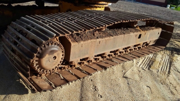 ขายรถแบ็คโฮ KOMATSU PC 200-3 เครื่องเดิม ปั๊มเดิม ช่วงล่างเต็ม เข้าไฟแนนซ์ได้ 300,000