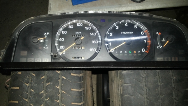 จอเรือนไมค์โตโยต้าแป๊ะยิ้มเกียิรออโต้สภาพใช้งานอยู่