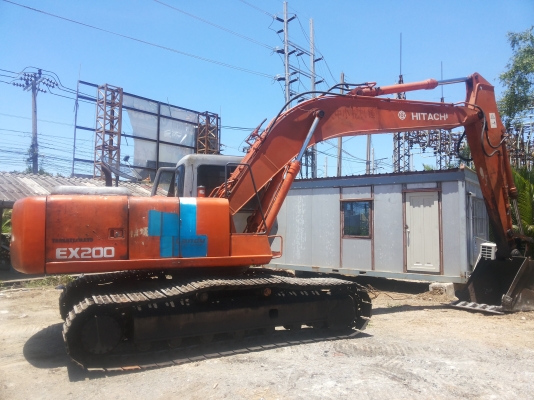 ขายรถขุดEX200-2 เก่านอกเอกสารนำเข้า ถูกๆตามสภาพ ขายรถขุดEX200-2 เก่านอกเอกสารนำเข้า ถูกๆตามสภาพ