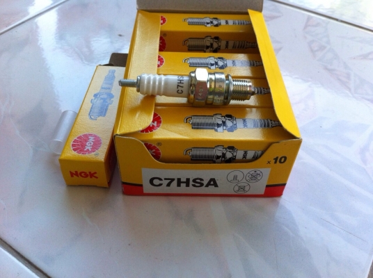 ขายหัวเทียน NGK C7HSA  ราคา450บาท