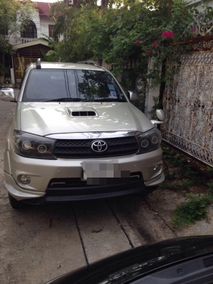 ขาย TOYOTA FORTUNER3.0Vตัวท็อปเกียร์ออโต้ 4WD