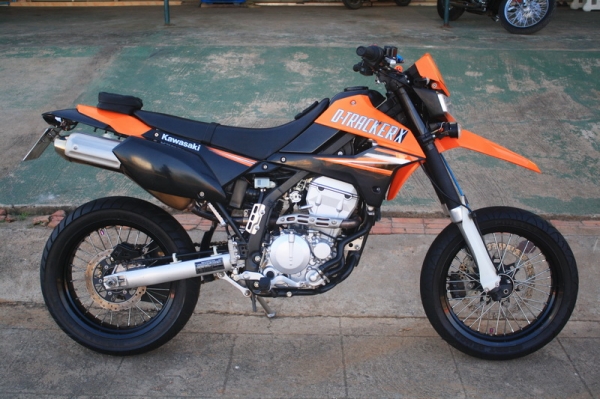 __Dtracker 250 ปี 2010 สีส้ม $ 98,000__