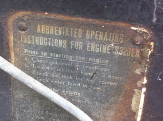 เครื่องยนต์ดีเซล ANDORIA ขนาด18 แรงม้า ได้จากโรงสีเก่าที่เลิกใช้งาน เป็นระบบสตาร์ด้วยมอเตอร์ สีเดิมๆทุกอย่าง