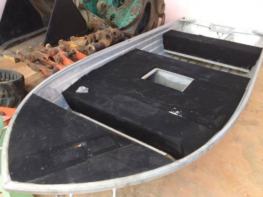 ขายเรือตกปลาอลูมิเนียม 12 ฟุต นำเข้าจากญี่ปุ่น ติดต่อ 081-2990958/089-8368497 (เจ้าของขายเอง)