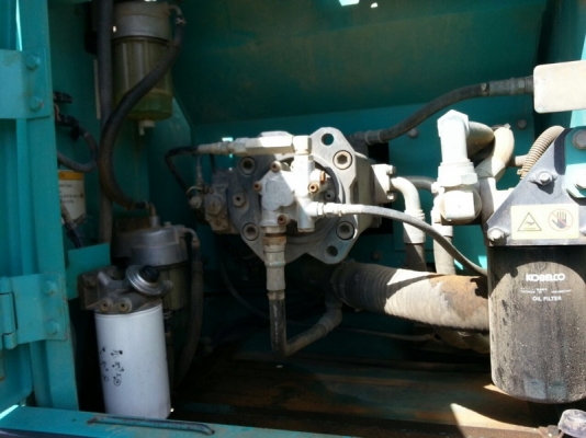 รถแบคโฮ  KOBELCO  YN - 12  ( รถทำงาน  8,xxx ซม. )  สนใจติดต่อ  081 - 6079515