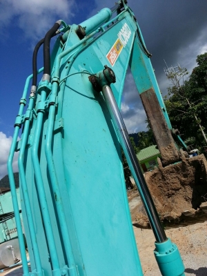 รถแบคโฮ  KOBELCO  YN - 12  ( รถทำงาน  8,xxx ซม. )  สนใจติดต่อ  081 - 6079515