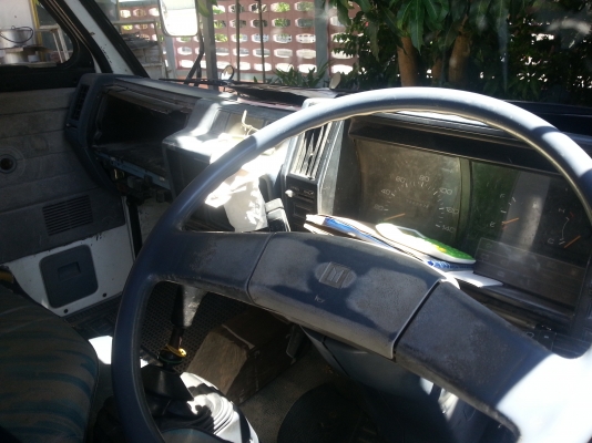 ต้องการขายรถสี่ล้ออีซูสุเครื่อง88แรง ต้องการขายรถสี่ล้ออีซูสุเครื่อง88แรง