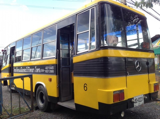 ขายด่วนครับ รถบัสสภาพพร้อมใช้งาน คัสซีสวย เครื่องนิ่ม เบรคดี