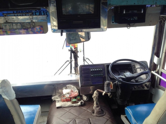 ขายด่วนครับ รถบัสสภาพพร้อมใช้งาน คัสซีสวย เครื่องนิ่ม เบรคดี