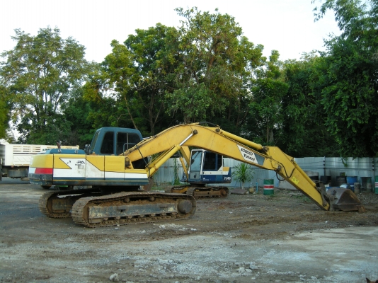 รถแบคโฮ