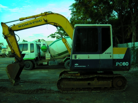 รถแบคโฮ