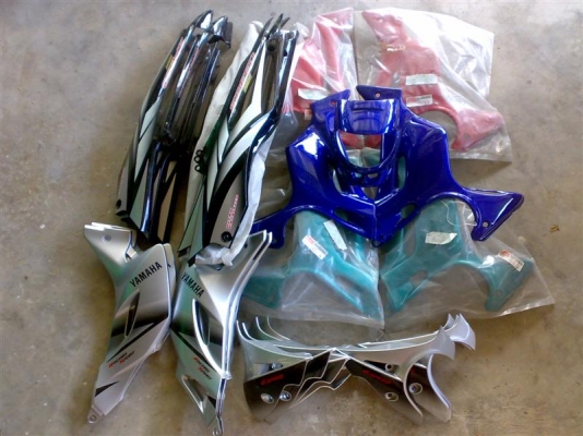 ชุดสี yamaha speed tiara ใหม่แท้ นอกถุงครับ