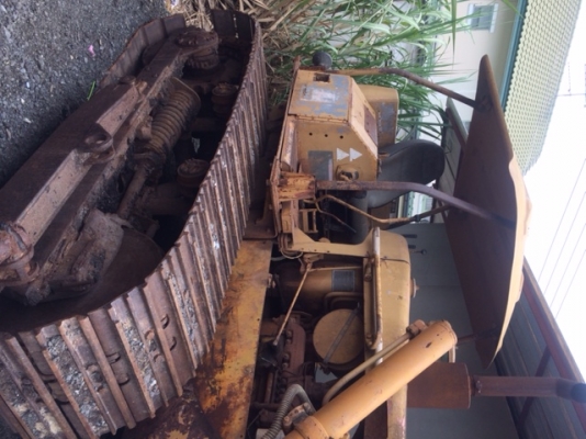 ขายแทรกเตอร์ CATERPILAR D5B